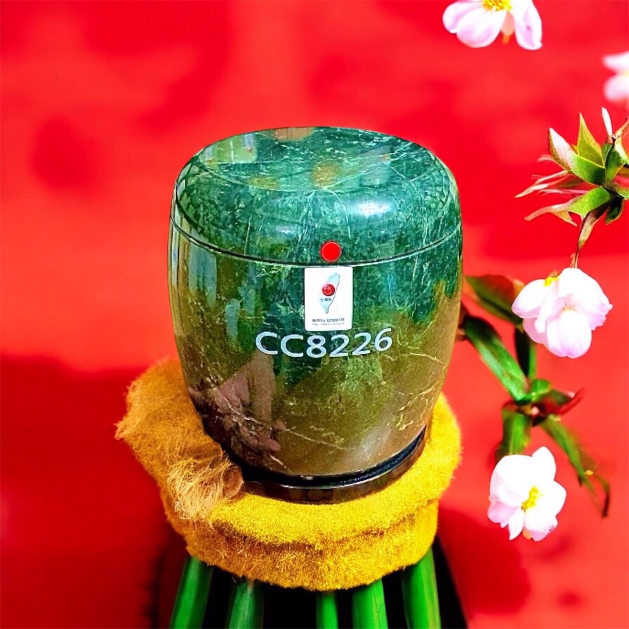 新疆青龍玉骨灰罈(玉石類)34